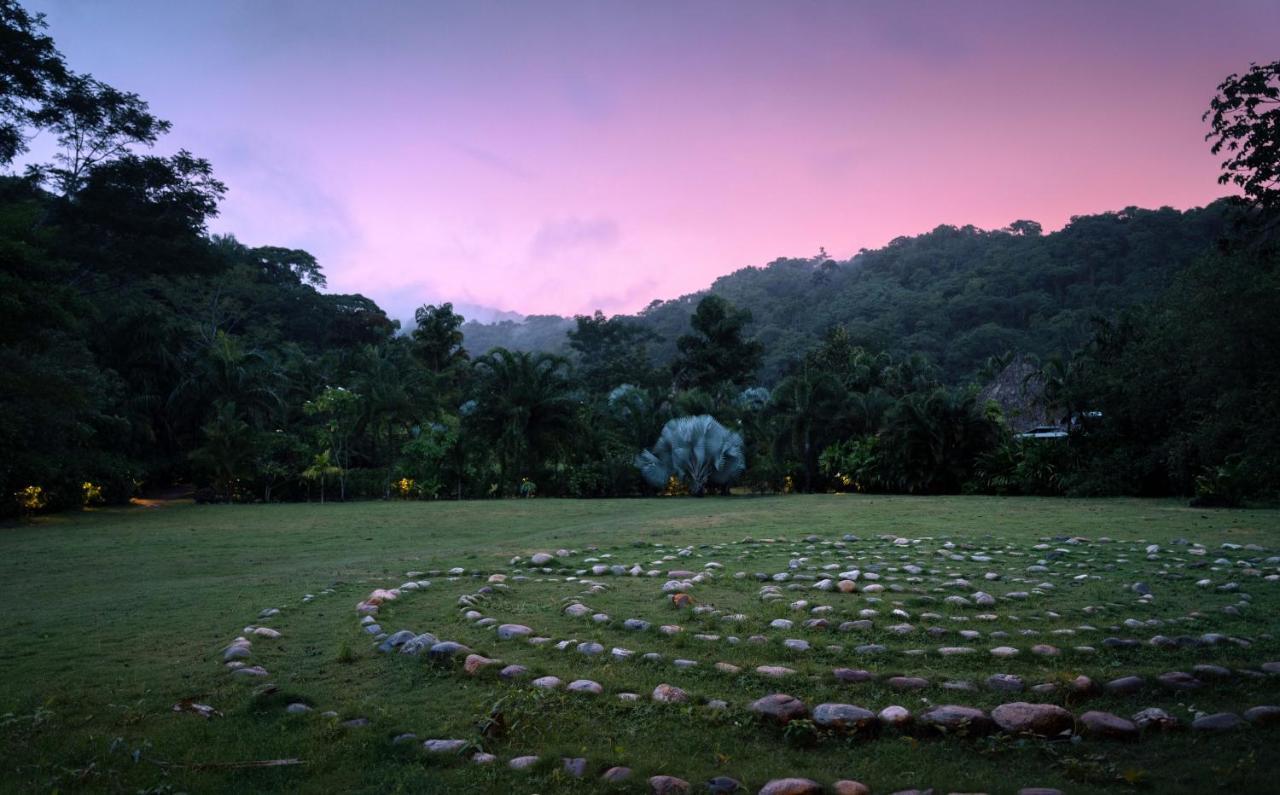One Santuario Hotel Y Reserva Natural Palomino Exteriör bild